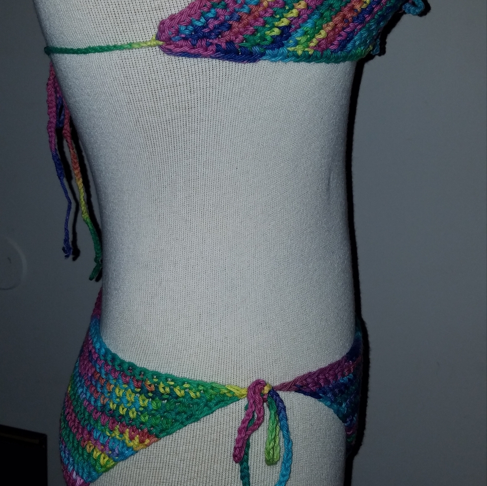 Crochet bikini - Picture 9 of 9